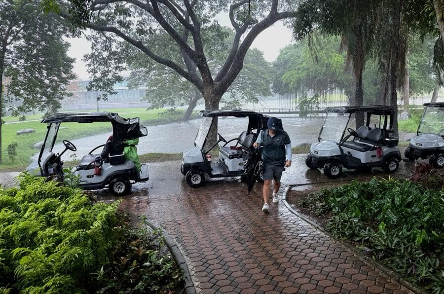 Rain on Thai golf course